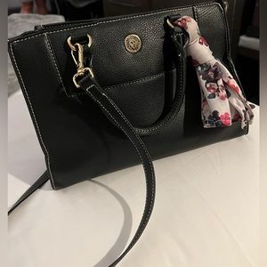 Black Purse with removable strap
